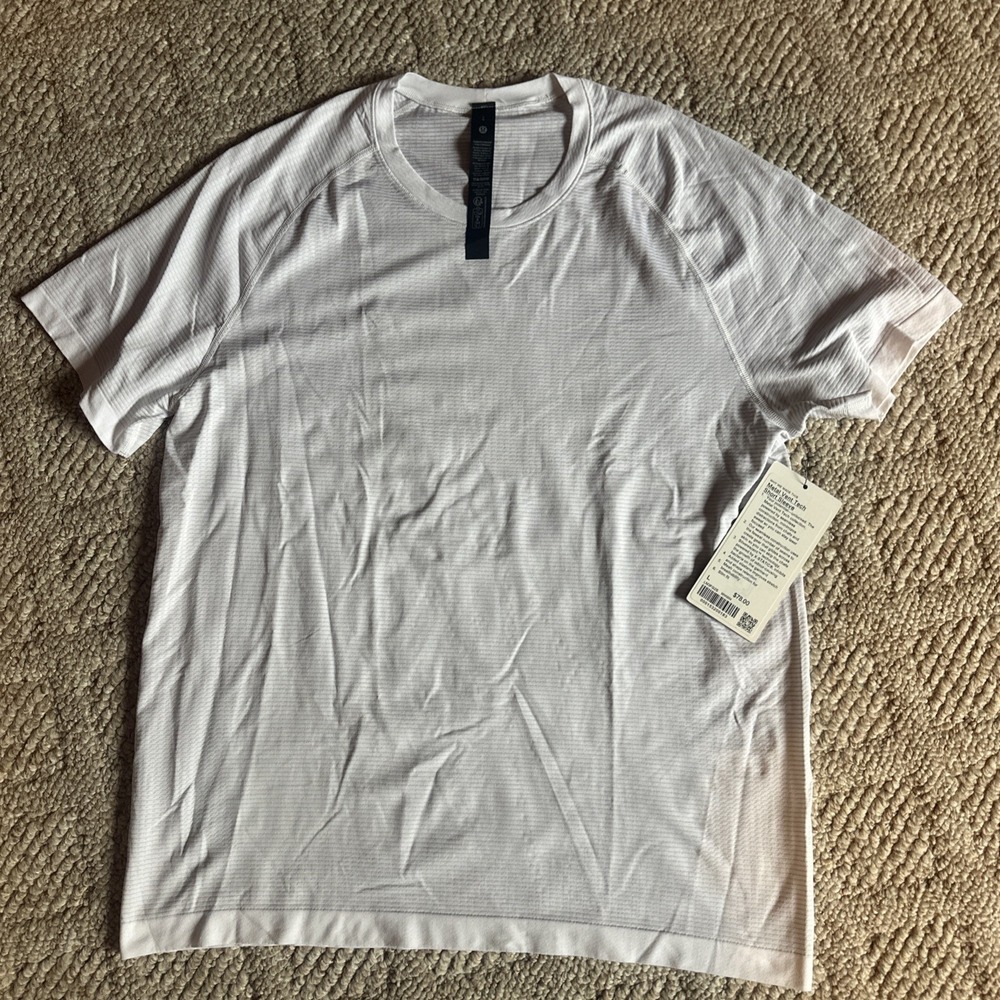Lululemon Mens Metal Vent Tech Short Sleeve Shirt white Size Large NWT